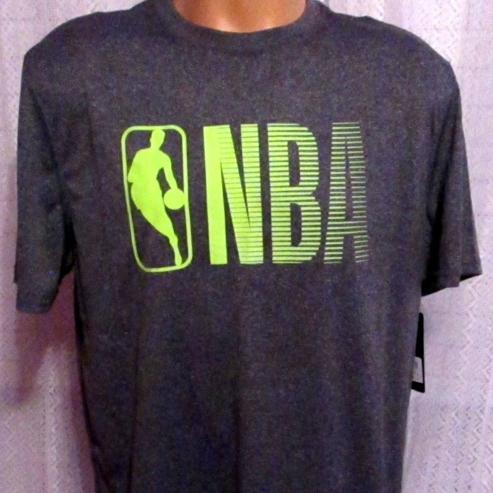 NBA Logo Athletic T Shirt Size Medium Gray
